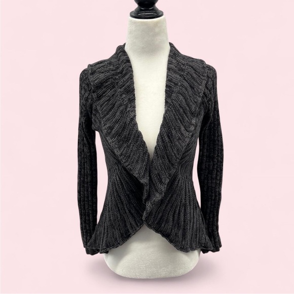 Women's Ruffle Open Knit Cardigan - Picture 4 of 8